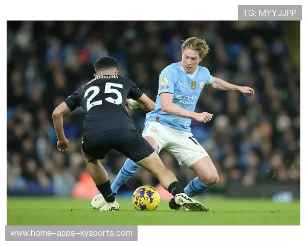 德布劳内下底传中精准无比：传球艺术与训练秘籍